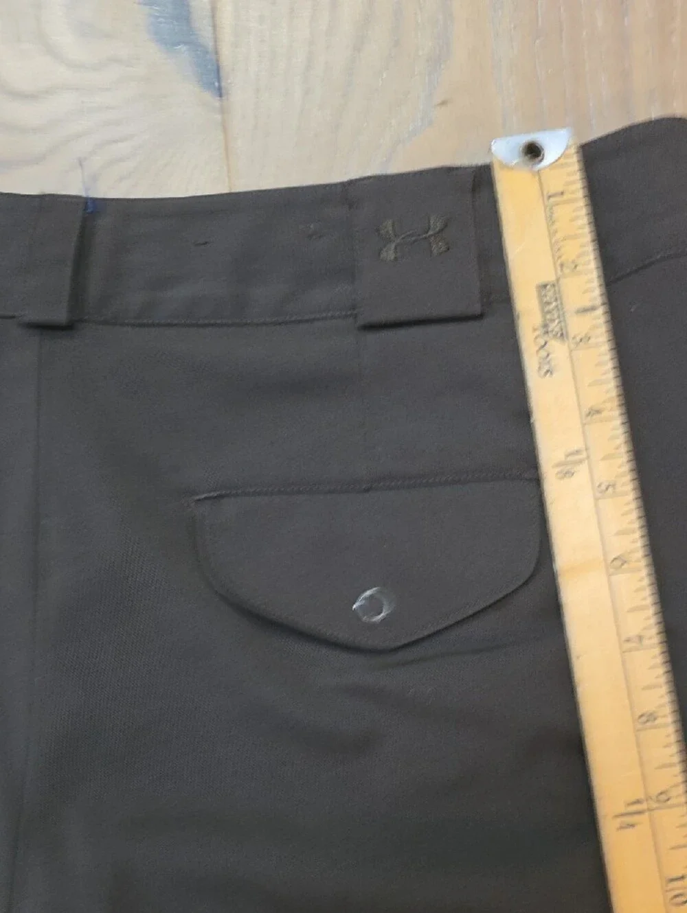 Under Armour Women's Black Bermuda Shorts
